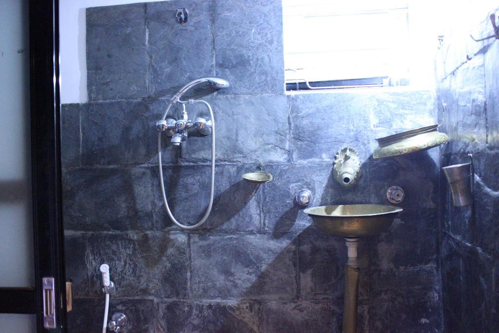 Goathchen Guest House Lalitpur Ngoại thất bức ảnh